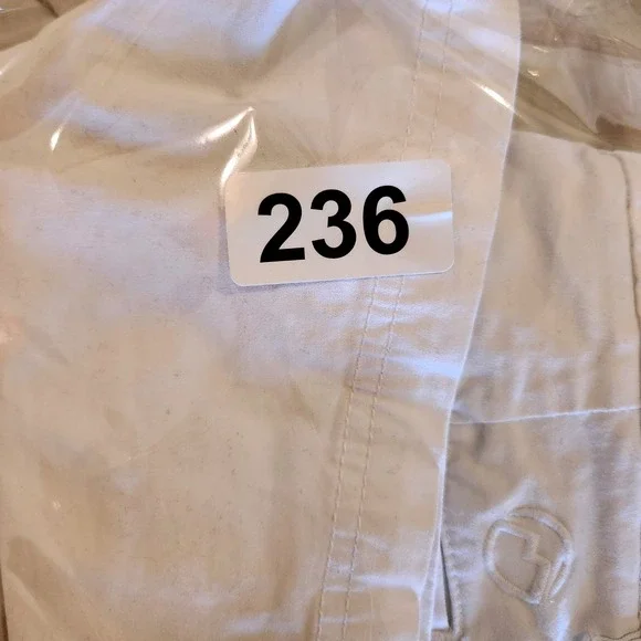 Magellan Outdoors White Shorts Womens Size 2 Cotton Blend Casual Everyday Basics - Picture 8 of 8